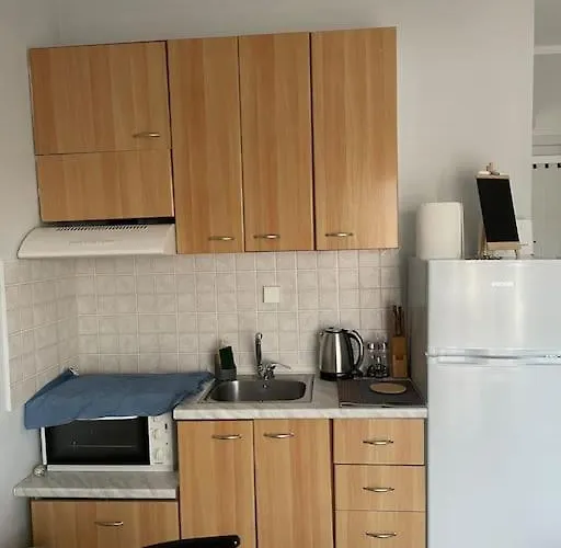 Kate's With View And Free Parking Serres